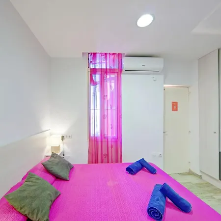 Apartamento Muralla Roja-3 By Interhome *